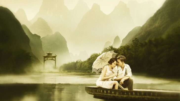 Naomi Watts and Edward Norton in "The Painted Veil"