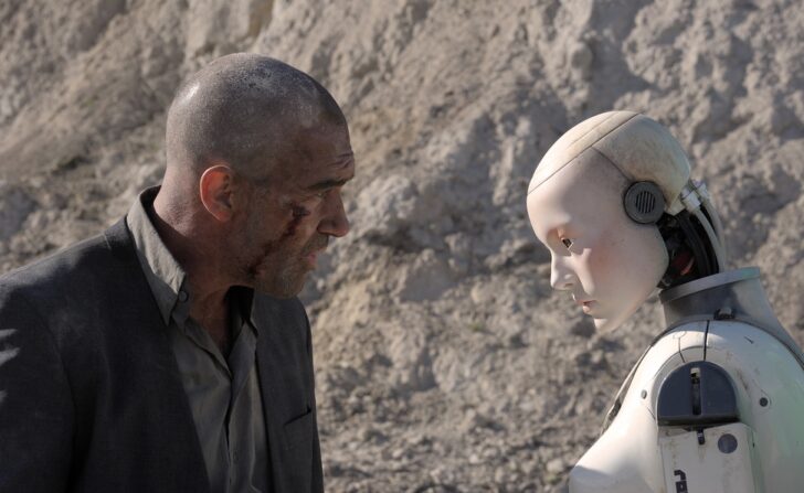 Antonio Banderas in "Automata"